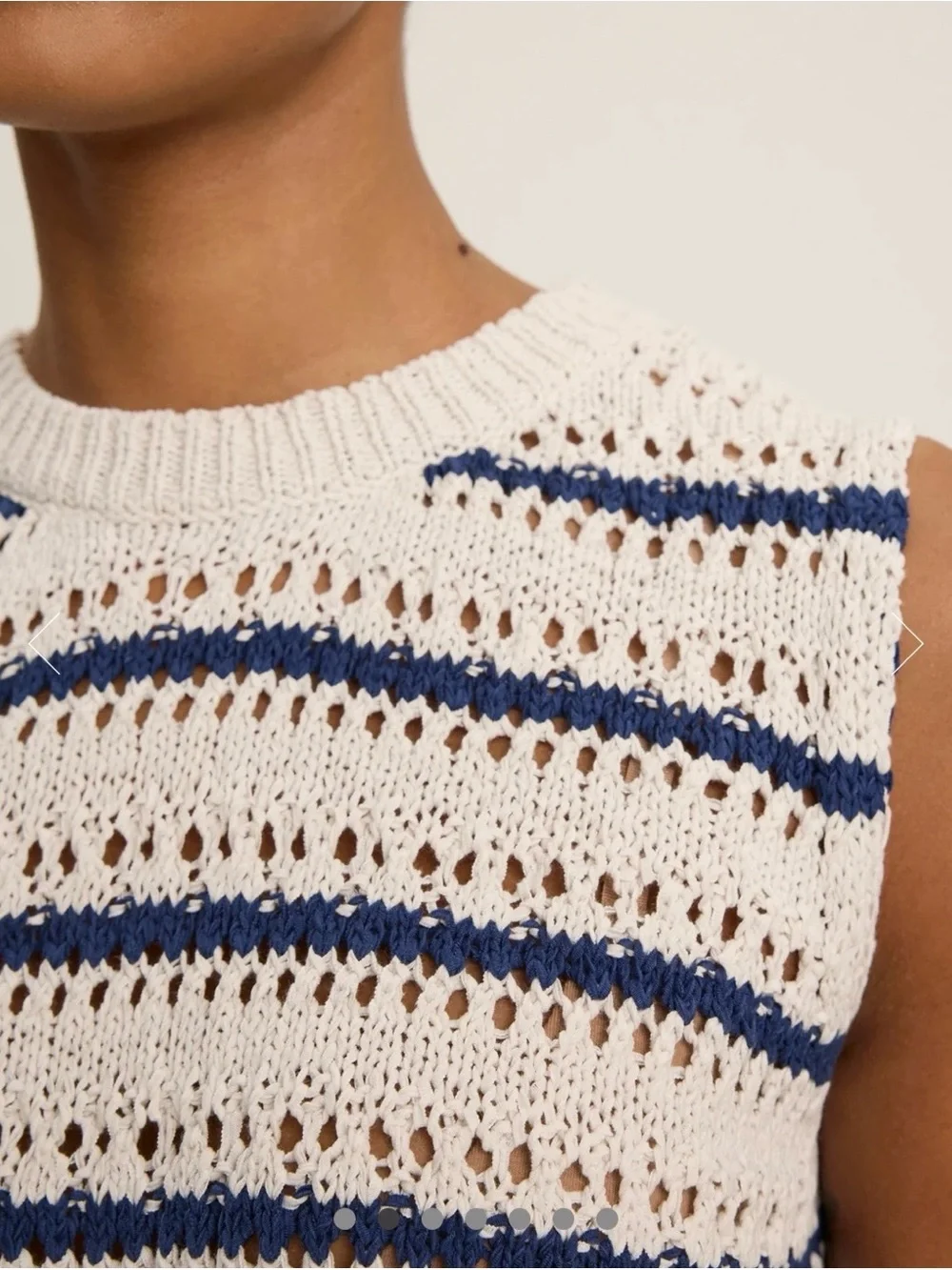 Velvet by Graham & Spencer Cream & Navy Open-Knit Sleeveless Crop Sweater
